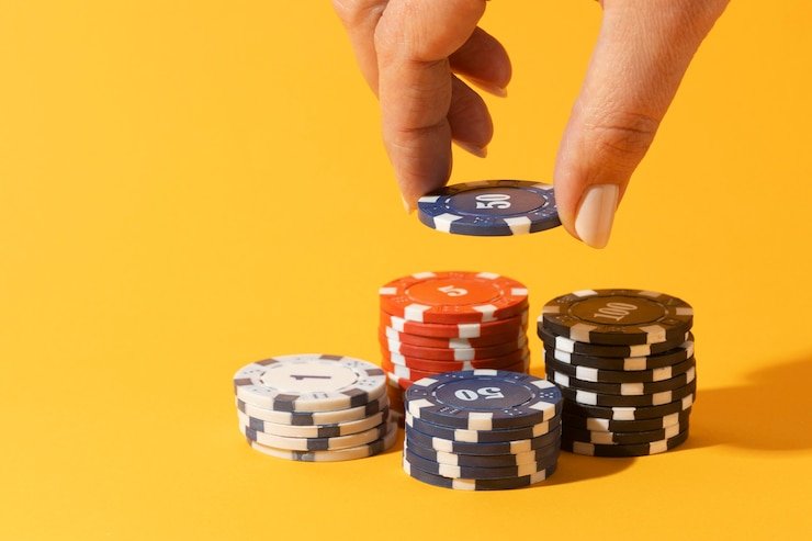 Close-up of Monopoly Live wheel segments and payout display on pulitoto link